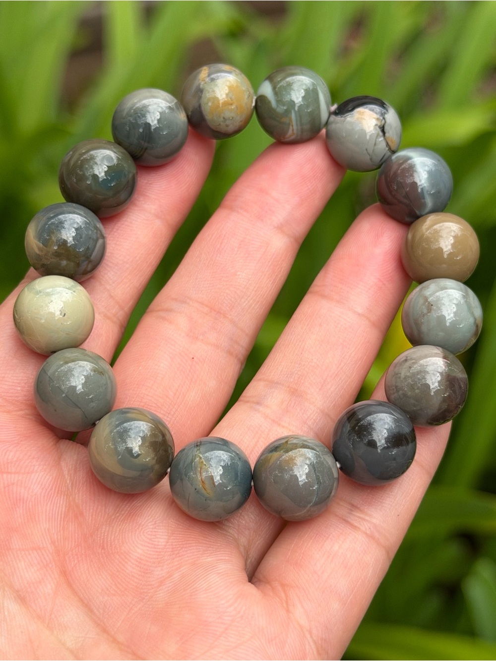 13mm Natural Alashan Beaded Stretch Bracelet in Multi-Green Tones 1755